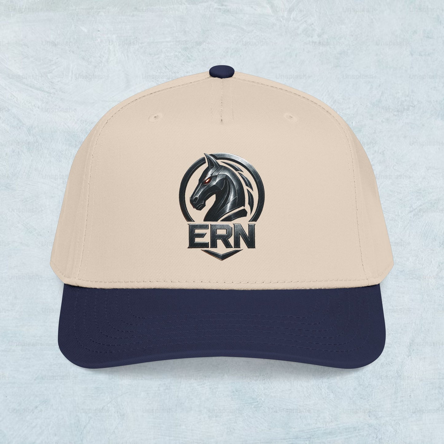 Gorra con el logotipo del clan ERN