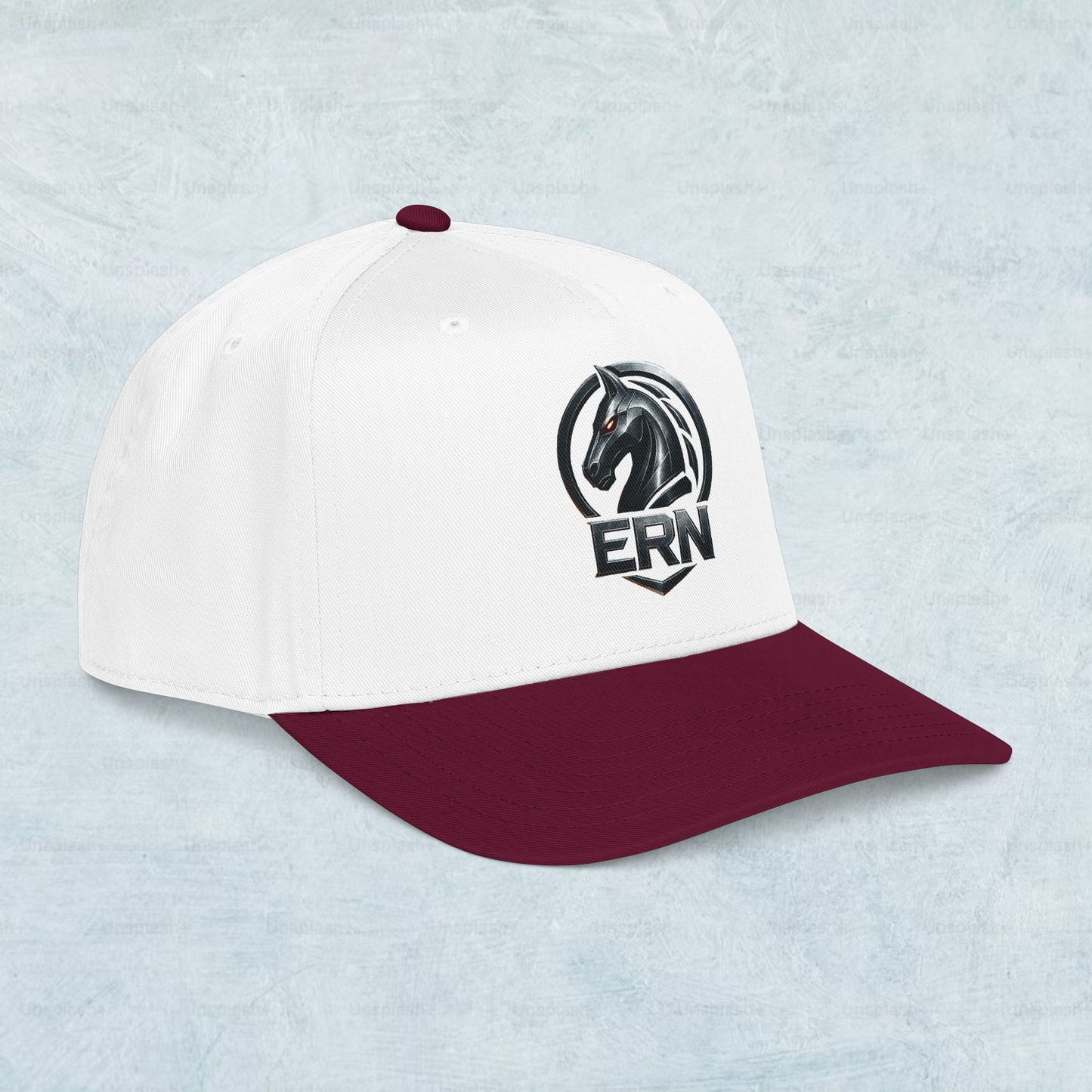 Gorra con el logotipo del clan ERN