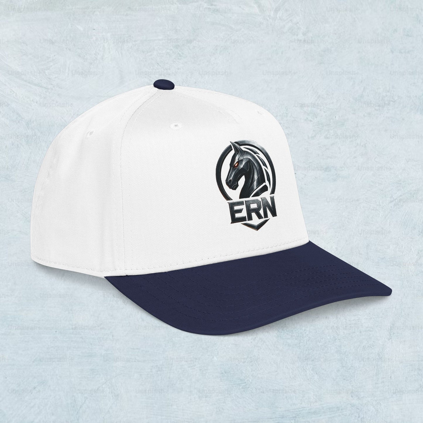 Gorra con el logotipo del clan ERN