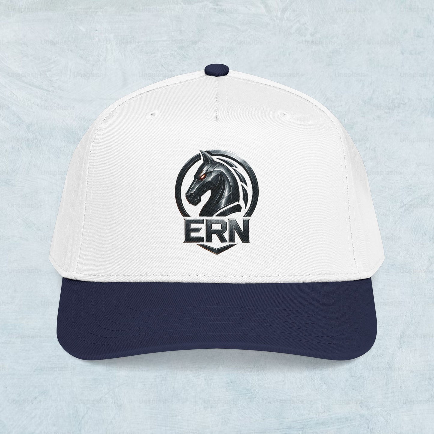 Gorra con el logotipo del clan ERN