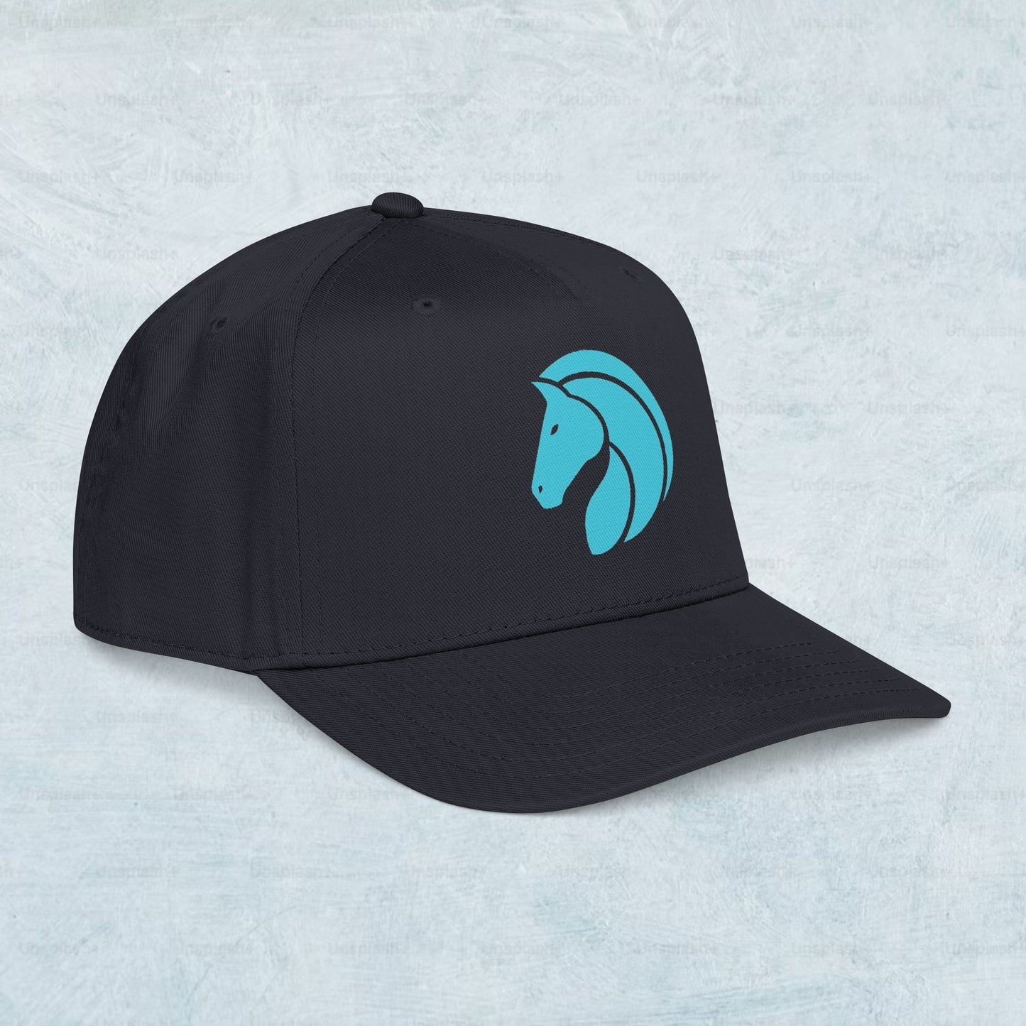 Gorra minimalista con logo de caballo Euren