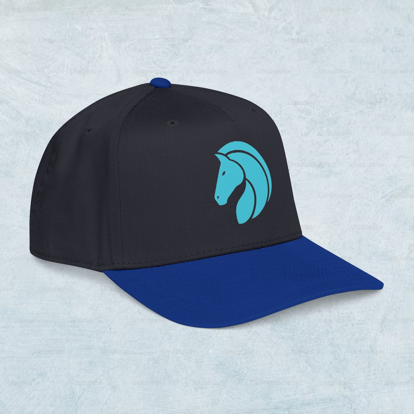 Gorra minimalista con logo de caballo Euren